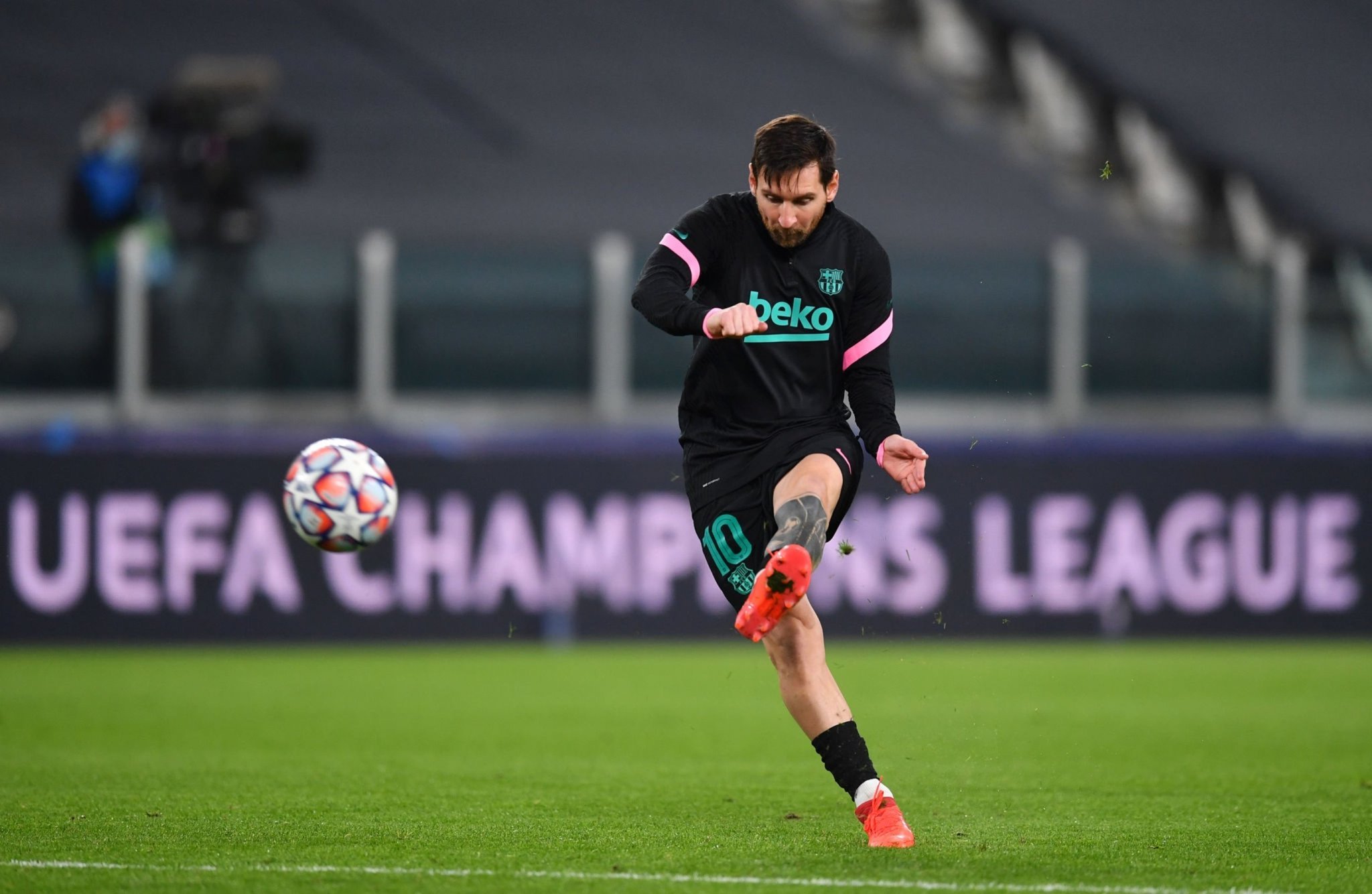 强的坚实基 强的坚实基