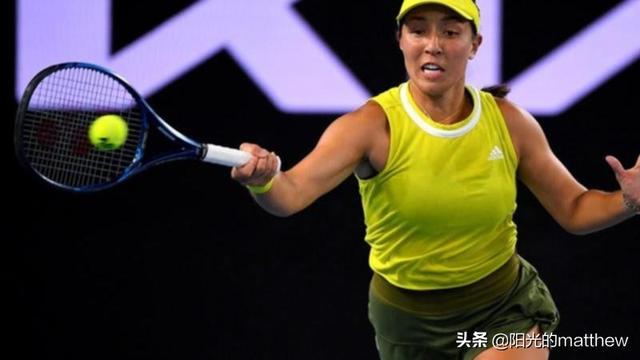 背身接应 背身接应